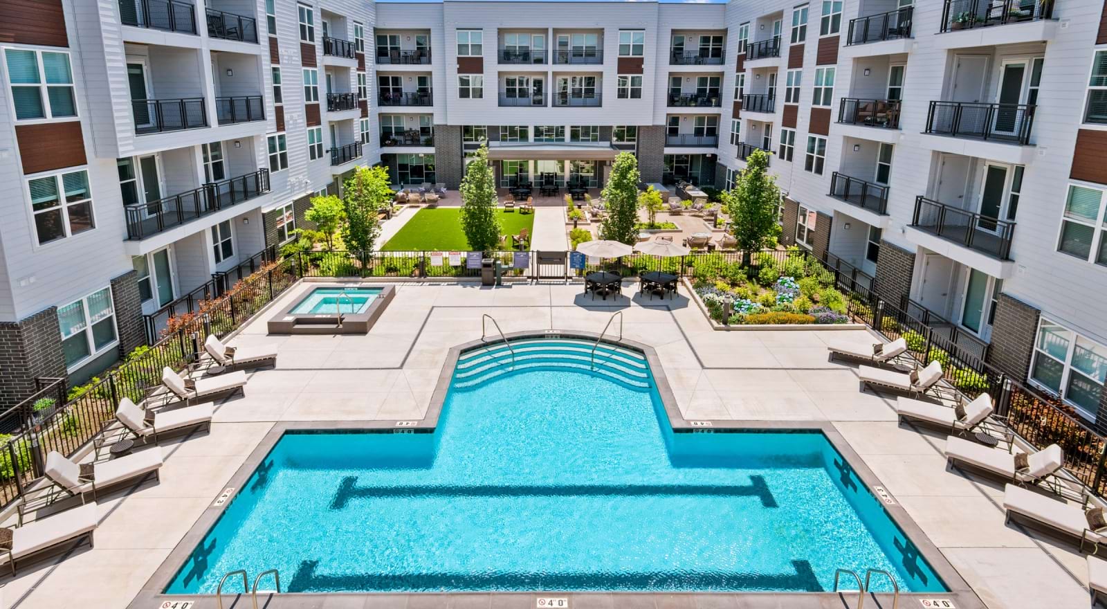 Everleigh Vernon Hills