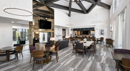 a spacious dining lounge