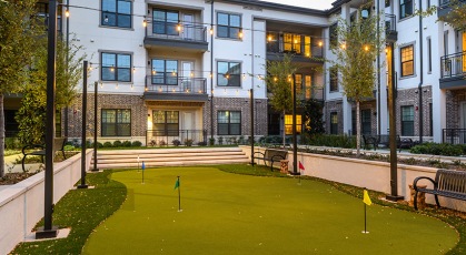 mini golf lawn in courtyard
